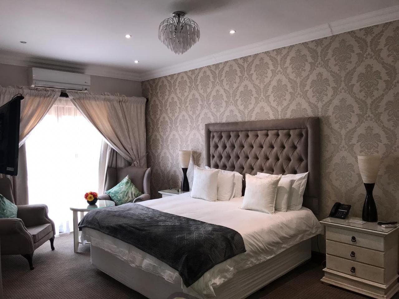 Classique Grace Boutique Hotel Sandton Esterno foto